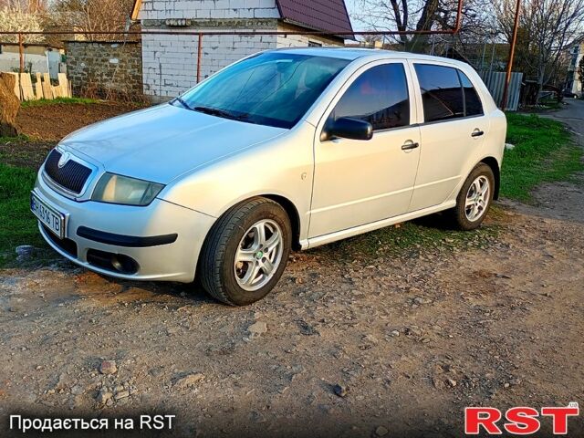 Сірий Шкода Фабія, об'ємом двигуна 1.2 л та пробігом 0 тис. км за 3100 $, фото 1 на Automoto.ua