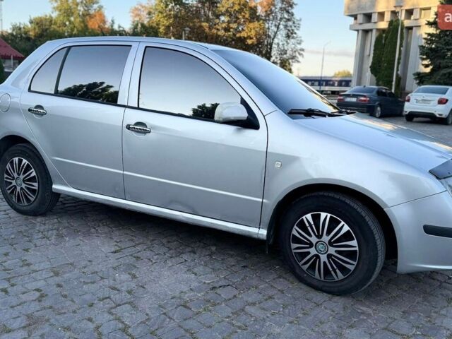 Сірий Шкода Фабія, об'ємом двигуна 1.2 л та пробігом 280 тис. км за 2800 $, фото 1 на Automoto.ua