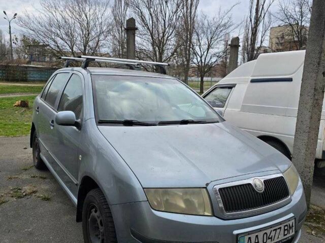 Серый Шкода Фабия, объемом двигателя 1.4 л и пробегом 263 тыс. км за 3600 $, фото 1 на Automoto.ua