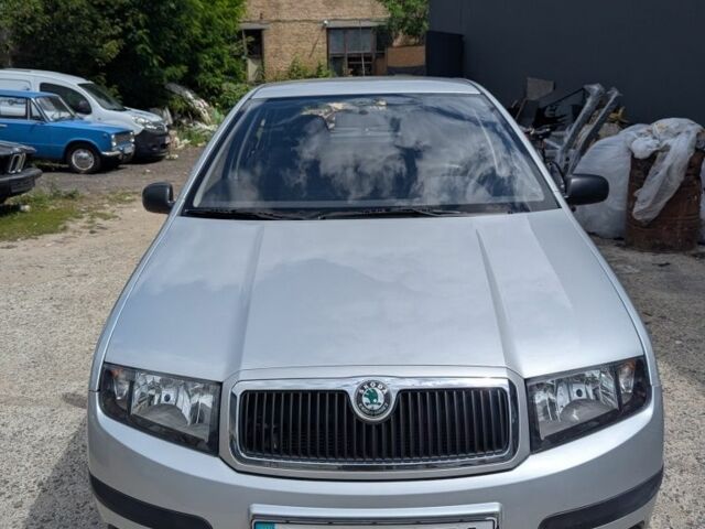 Серый Шкода Фабия, объемом двигателя 1.2 л и пробегом 101 тыс. км за 4500 $, фото 1 на Automoto.ua