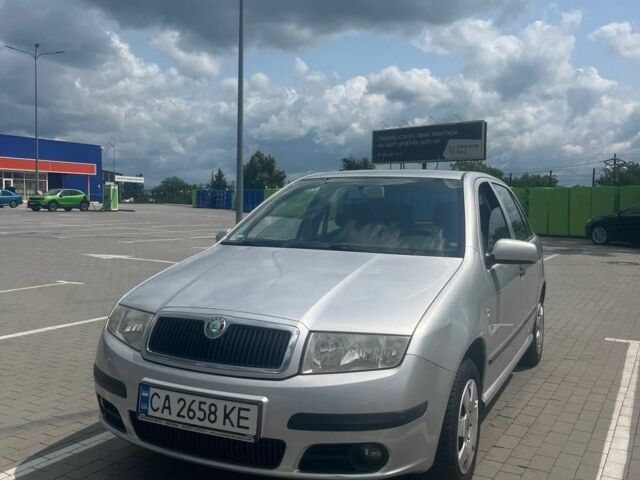 Сірий Шкода Фабія, об'ємом двигуна 1.4 л та пробігом 144 тис. км за 5200 $, фото 1 на Automoto.ua