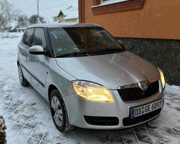 Сірий Шкода Фабія, об'ємом двигуна 1.6 л та пробігом 260 тис. км за 6299 $, фото 1 на Automoto.ua