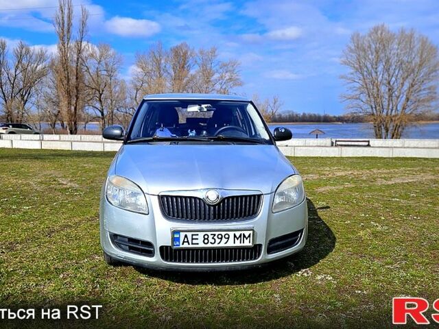 Серый Шкода Фабия, объемом двигателя 1.2 л и пробегом 262 тыс. км за 4900 $, фото 1 на Automoto.ua