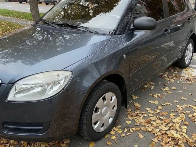 Сірий Шкода Фабія, об'ємом двигуна 1.2 л та пробігом 160 тис. км за 3911 $, фото 1 на Automoto.ua