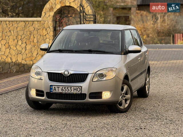 Шкода Фабия 2008 в Коломые на Automoto.ua Серый Шкода Фабия, объемом двигателя 1.2 л и пробегом 126 тыс. км за 5499 $, фото 1 на Automoto.ua