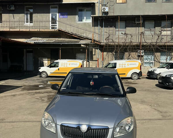 Серый Шкода Фабия, объемом двигателя 1.2 л и пробегом 234 тыс. км за 4500 $, фото 1 на Automoto.ua