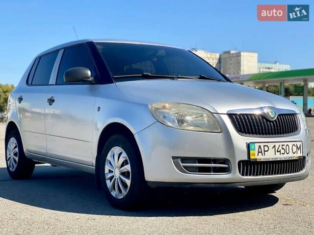 Сірий Шкода Фабія, об'ємом двигуна 1.2 л та пробігом 160 тис. км за 4300 $, фото 1 на Automoto.ua
