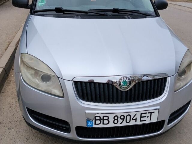 Серый Шкода Фабия, объемом двигателя 1.2 л и пробегом 160 тыс. км за 4600 $, фото 1 на Automoto.ua