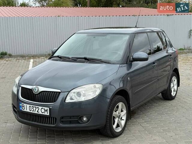 Сірий Шкода Фабія, об'ємом двигуна 1.4 л та пробігом 199 тис. км за 5500 $, фото 1 на Automoto.ua