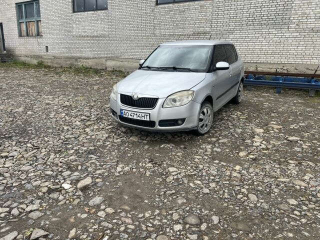 Сірий Шкода Фабія, об'ємом двигуна 1.4 л та пробігом 370 тис. км за 4300 $, фото 1 на Automoto.ua