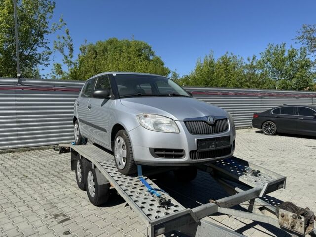 Серый Шкода Фабия, объемом двигателя 1.2 л и пробегом 112 тыс. км за 5500 $, фото 1 на Automoto.ua