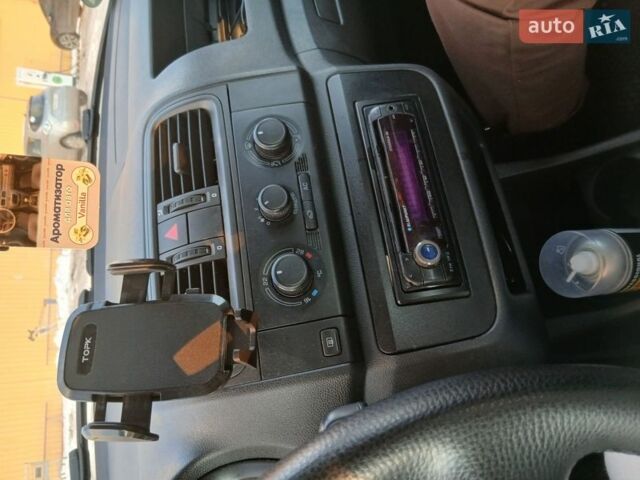 Сірий Шкода Фабія, об'ємом двигуна 1.39 л та пробігом 215 тис. км за 5100 $, фото 1 на Automoto.ua