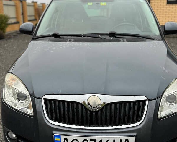 Сірий Шкода Фабія, об'ємом двигуна 1.6 л та пробігом 246 тис. км за 5700 $, фото 1 на Automoto.ua