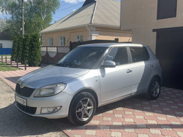 Сірий Шкода Фабія, об'ємом двигуна 1.4 л та пробігом 257 тис. км за 4999 $, фото 1 на Automoto.ua