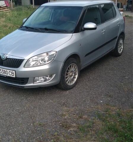 Сірий Шкода Фабія, об'ємом двигуна 1.2 л та пробігом 102 тис. км за 5400 $, фото 1 на Automoto.ua