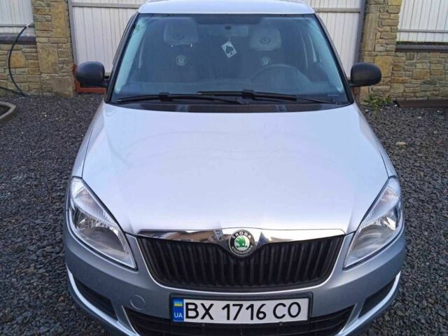 Сірий Шкода Фабія, об'ємом двигуна 1.6 л та пробігом 240 тис. км за 5200 $, фото 1 на Automoto.ua