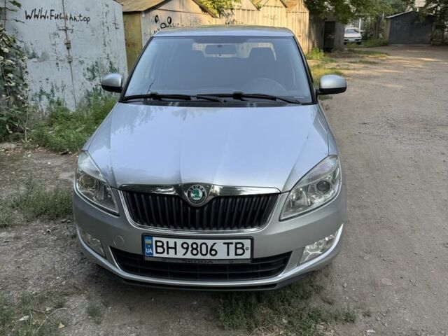 Сірий Шкода Фабія, об'ємом двигуна 1.2 л та пробігом 250 тис. км за 5498 $, фото 1 на Automoto.ua