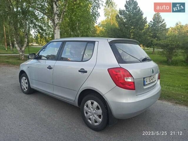 Серый Шкода Фабия, объемом двигателя 1.2 л и пробегом 191 тыс. км за 5499 $, фото 1 на Automoto.ua
