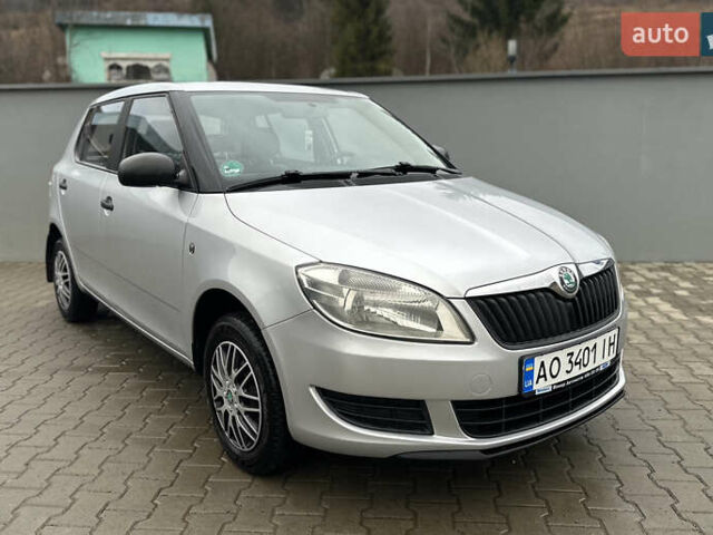 Сірий Шкода Фабія, об'ємом двигуна 1.2 л та пробігом 185 тис. км за 4499 $, фото 1 на Automoto.ua