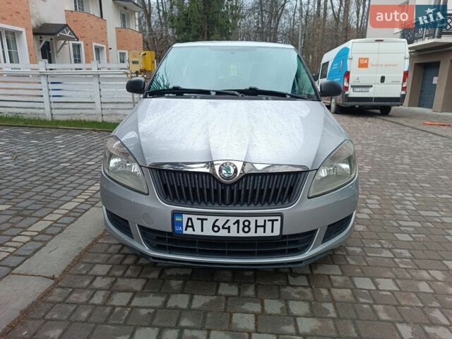 Сірий Шкода Фабія, об'ємом двигуна 1.6 л та пробігом 217 тис. км за 5600 $, фото 1 на Automoto.ua