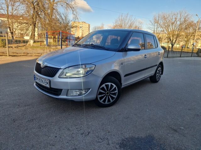 Серый Шкода Фабия, объемом двигателя 0 л и пробегом 217 тыс. км за 5700 $, фото 1 на Automoto.ua