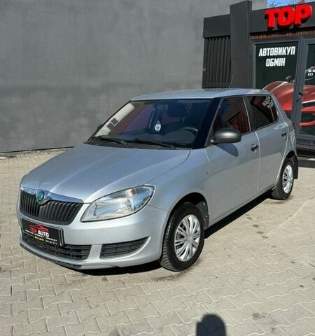 Серый Шкода Фабия, объемом двигателя 1.2 л и пробегом 168 тыс. км за 4900 $, фото 1 на Automoto.ua