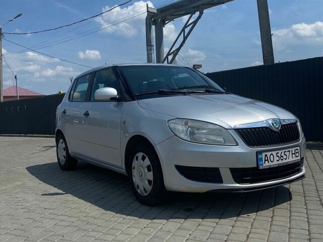 Сірий Шкода Фабія, об'ємом двигуна 1.39 л та пробігом 211 тис. км за 5150 $, фото 1 на Automoto.ua
