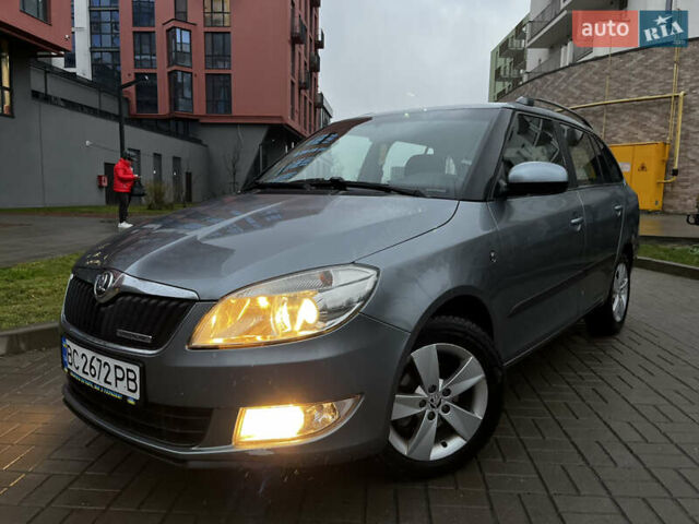 Сірий Шкода Фабія, об'ємом двигуна 1.2 л та пробігом 325 тис. км за 5600 $, фото 1 на Automoto.ua