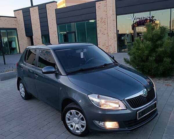 Сірий Шкода Фабія, об'ємом двигуна 1.39 л та пробігом 108 тис. км за 6800 $, фото 1 на Automoto.ua