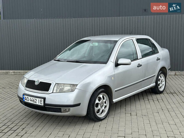 Серый Шкода Фабия, объемом двигателя 1.39 л и пробегом 323 тыс. км за 2700 $, фото 1 на Automoto.ua