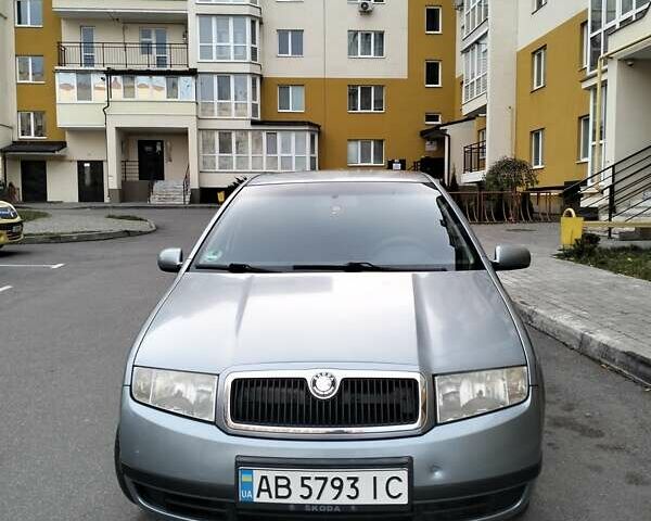 Серый Шкода Фабия, объемом двигателя 1.39 л и пробегом 215 тыс. км за 3700 $, фото 1 на Automoto.ua