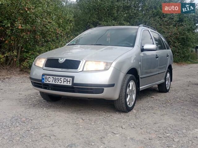 Сірий Шкода Фабія, об'ємом двигуна 1.39 л та пробігом 203 тис. км за 4200 $, фото 1 на Automoto.ua