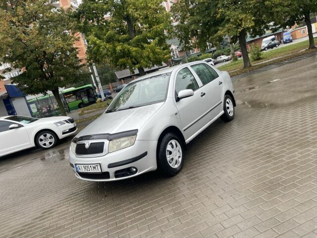 Сірий Шкода Фабія, об'ємом двигуна 1.4 л та пробігом 300 тис. км за 2650 $, фото 1 на Automoto.ua