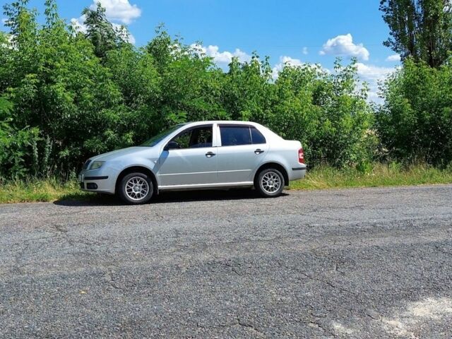 Сірий Шкода Фабія, об'ємом двигуна 1.2 л та пробігом 280 тис. км за 1700 $, фото 1 на Automoto.ua