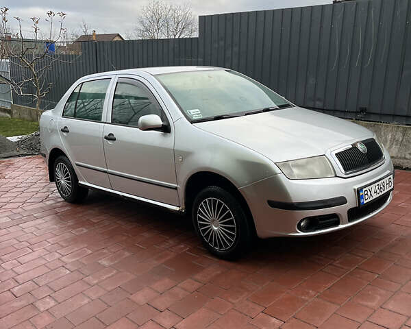 Сірий Шкода Фабія, об'ємом двигуна 1.2 л та пробігом 175 тис. км за 3500 $, фото 1 на Automoto.ua