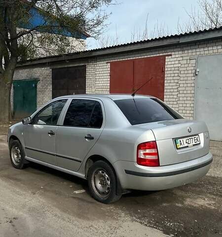 Серый Шкода Фабия, объемом двигателя 1.2 л и пробегом 220 тыс. км за 3100 $, фото 1 на Automoto.ua
