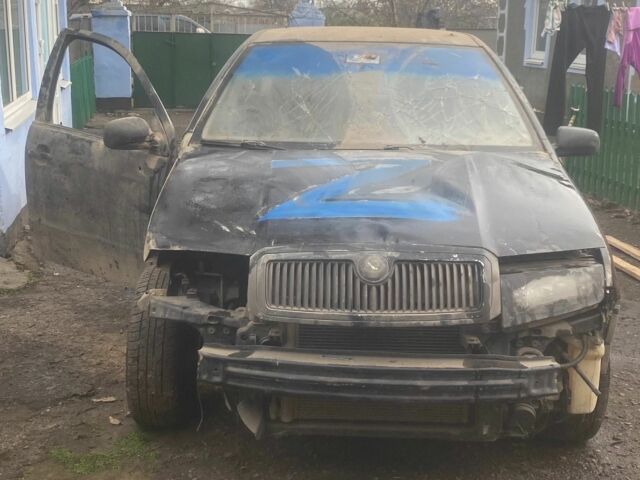 Серый Шкода Фабия, объемом двигателя 0 л и пробегом 149 тыс. км за 800 $, фото 1 на Automoto.ua