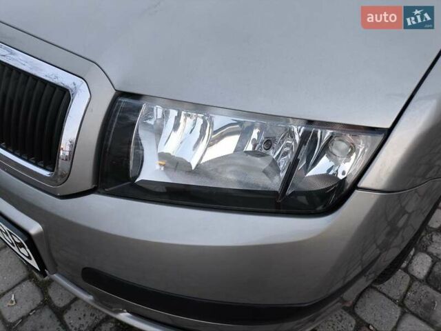 Серый Шкода Фабия, объемом двигателя 1.2 л и пробегом 48 тыс. км за 5300 $, фото 1 на Automoto.ua