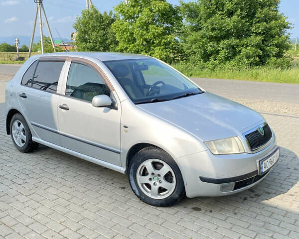 Сірий Шкода Фабія, об'ємом двигуна 1.4 л та пробігом 197 тис. км за 3800 $, фото 1 на Automoto.ua