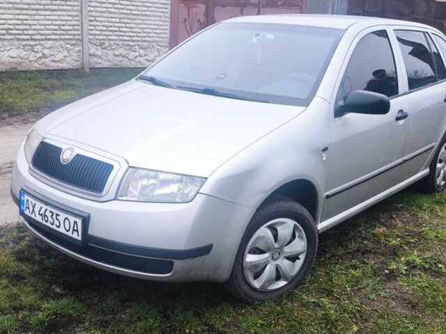Сірий Шкода Фабія, об'ємом двигуна 1.39 л та пробігом 290 тис. км за 2950 $, фото 1 на Automoto.ua
