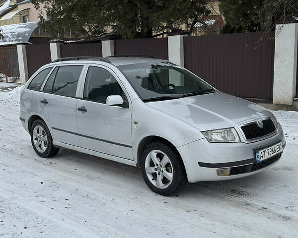 Серый Шкода Фабия, объемом двигателя 1.4 л и пробегом 253 тыс. км за 4299 $, фото 1 на Automoto.ua