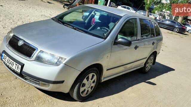 Сірий Шкода Фабія, об'ємом двигуна 1.39 л та пробігом 369 тис. км за 2900 $, фото 1 на Automoto.ua
