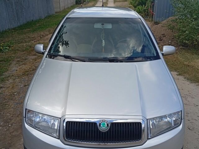 Сірий Шкода Фабія, об'ємом двигуна 1.4 л та пробігом 248 тис. км за 4911 $, фото 1 на Automoto.ua