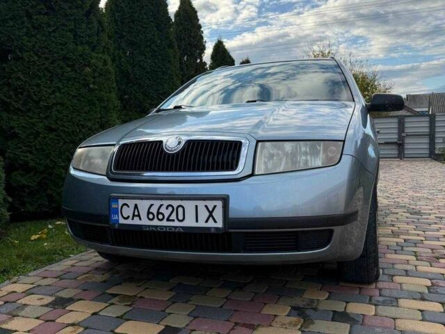 Серый Шкода Фабия, объемом двигателя 1.4 л и пробегом 268 тыс. км за 3600 $, фото 1 на Automoto.ua