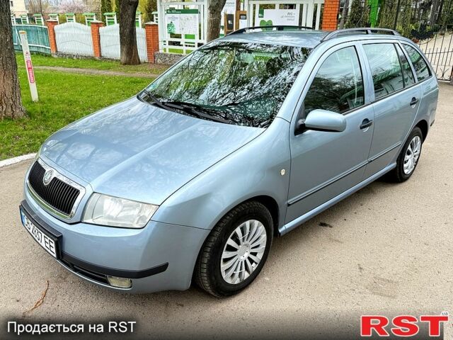 Серый Шкода Фабия, объемом двигателя 1.4 л и пробегом 196 тыс. км за 3499 $, фото 1 на Automoto.ua