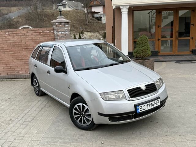 Серый Шкода Фабия, объемом двигателя 1.4 л и пробегом 200 тыс. км за 2850 $, фото 1 на Automoto.ua
