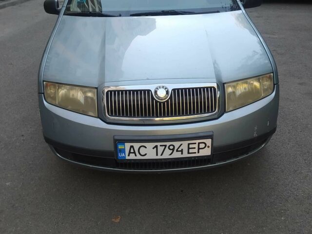 Серый Шкода Фабия, объемом двигателя 1.4 л и пробегом 261 тыс. км за 2500 $, фото 1 на Automoto.ua