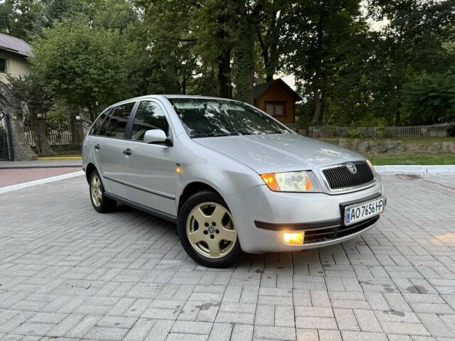 Серый Шкода Фабия, объемом двигателя 1.9 л и пробегом 400 тыс. км за 2999 $, фото 1 на Automoto.ua