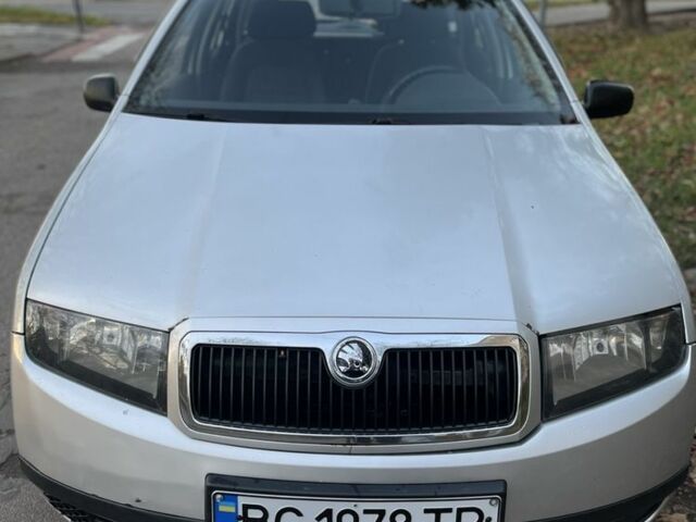 Серый Шкода Фабия, объемом двигателя 1.2 л и пробегом 315 тыс. км за 2300 $, фото 1 на Automoto.ua