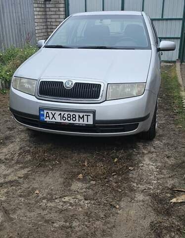 Сірий Шкода Фабія, об'ємом двигуна 1.6 л та пробігом 247 тис. км за 5200 $, фото 1 на Automoto.ua